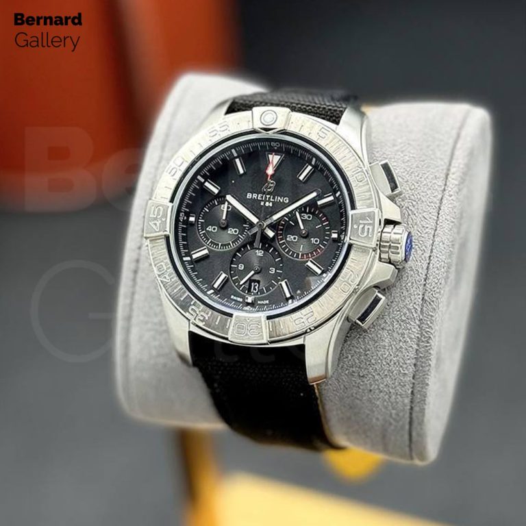 ساعت مچی مردانه برایتلینگ Breitling Avenger B01 Chronograph 44