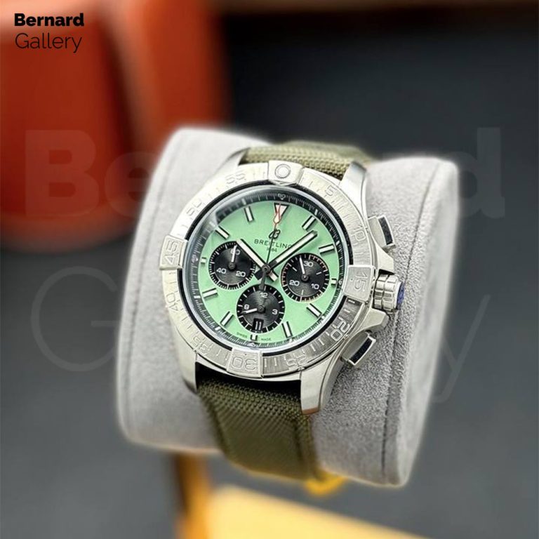 ساعت مچی مردانه برایتلینگ Breitling Avenger B01 Chronograph 44
